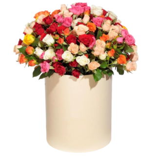 Mixed roses in a hatbox | Flower Delivery Magadan